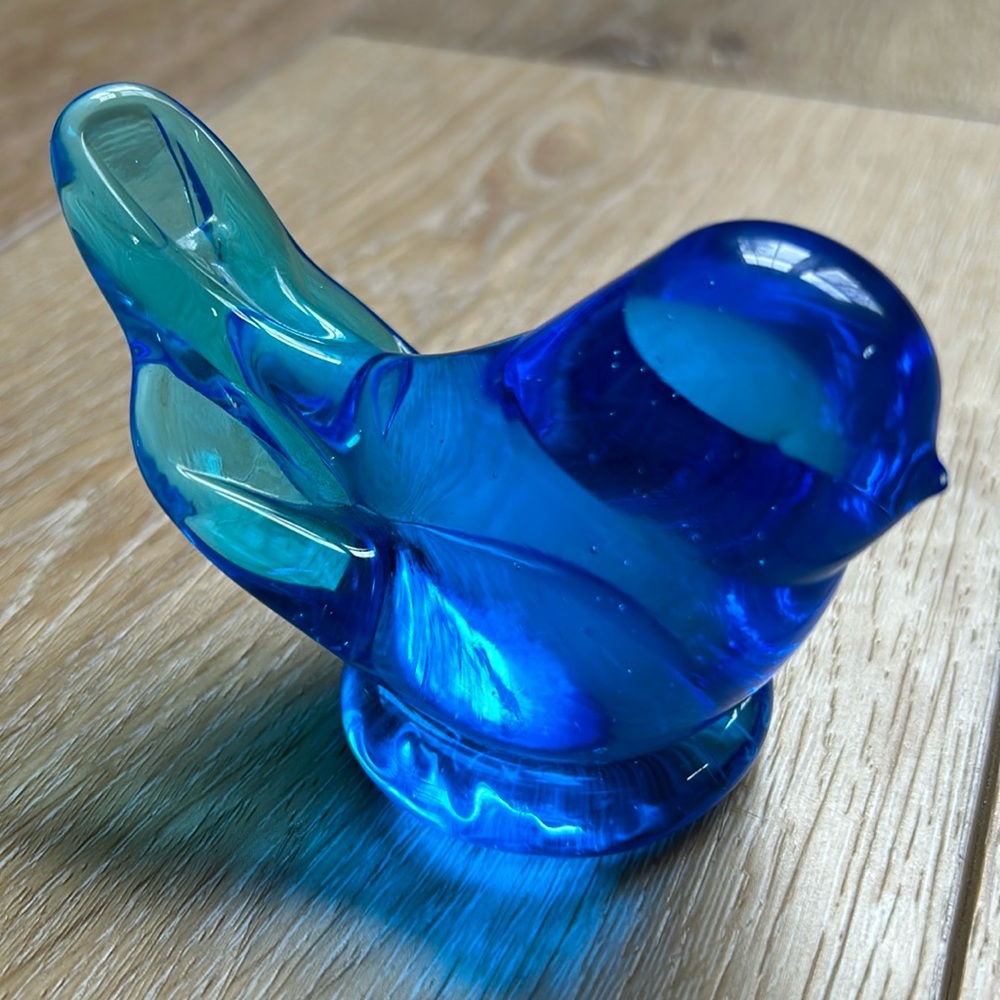 Vintage Art Glass Blue Bird of Happiness Bird Signed Leo Ward 1993 Figur…